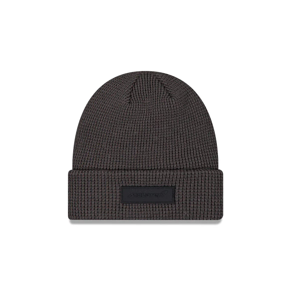 Gorro McLaren, NEW ERA, puños de gofre, gris