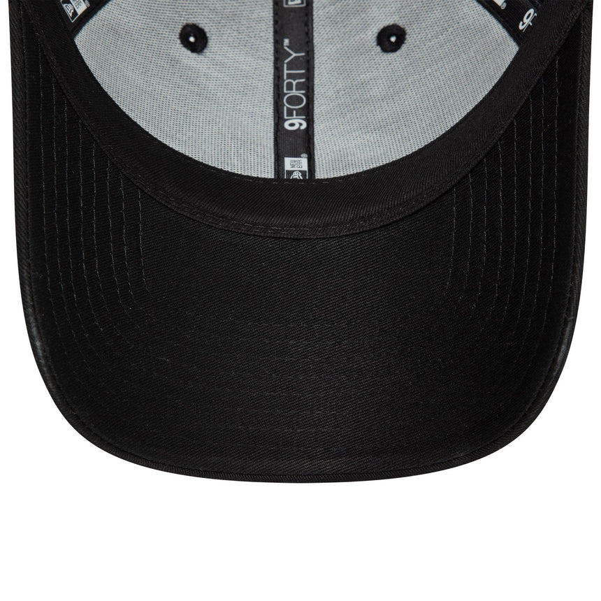 Casquette Alpine, embossée. New Era, 9FORTY, noir