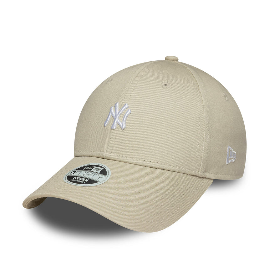 <title>Casquette des Yankees de New York, logo mini, New Era, 9FORTY, beige</title>