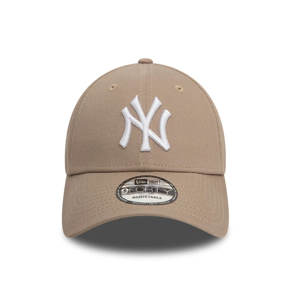 Gorra del equipo 9FORTY Essential de la Liga NOS de New Era de los Yankees de Nueva York de la MLB