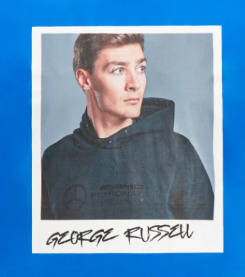 Camiseta azul con retrato de Mercedes George Russell