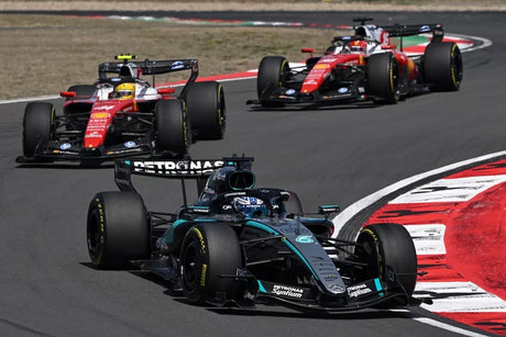 Retour des équipes après les essais libres du GP Belgique