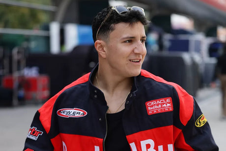 Hadjar soutient Verstappen à Bakou