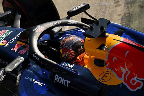 Verstappen signe sa première pole à Sepang
