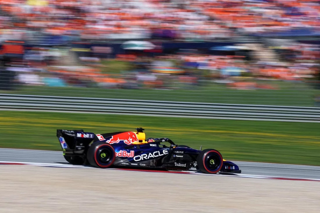 Verstappen fier de la victoire Red Bull Ford
