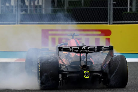 Verstappen frustré par les problèmes techniques de Red Bull