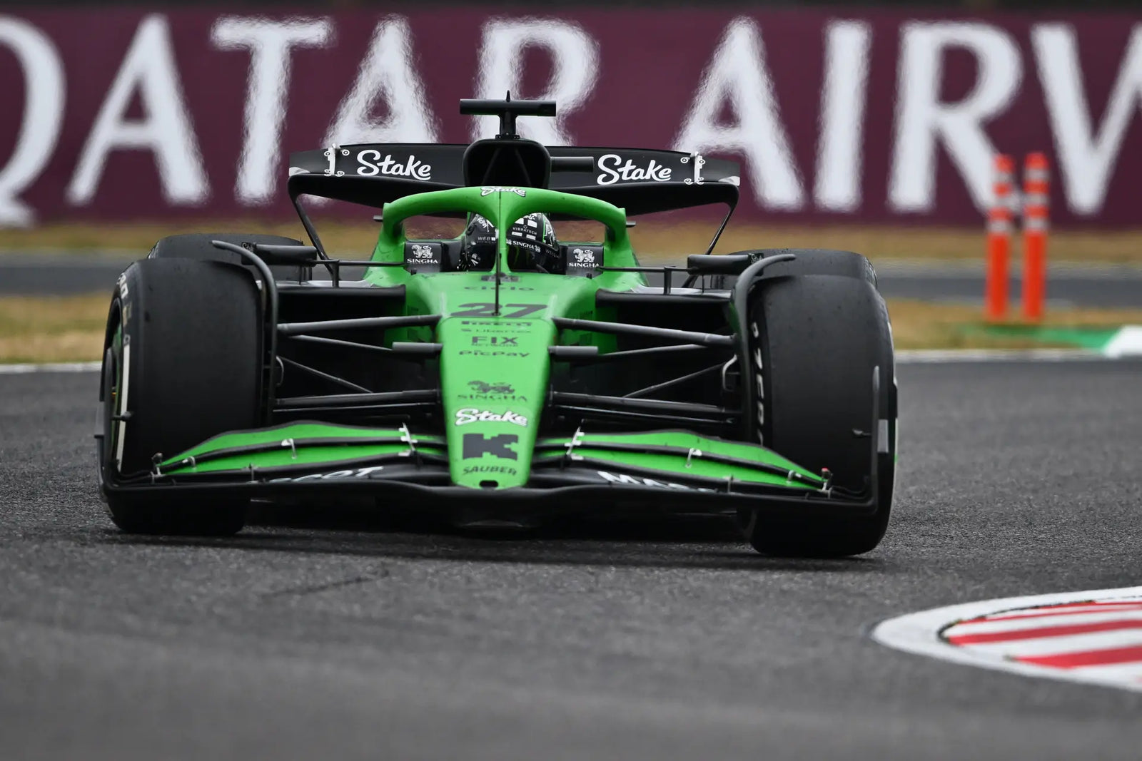 Incroyable ! Ella Stevens Brille au Premier Test F1 Academy