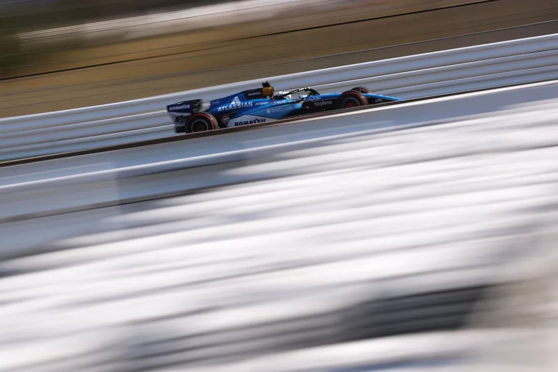 Williams dévoile une livrée inspirée de la FW07C