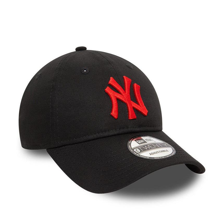 Casquette des New York Yankees, logo rouge, New Era, 9TWENTY, essentiel, noir