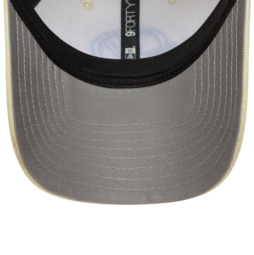 Casquette Haas, saisonnière, New Era 9FORTY, crème