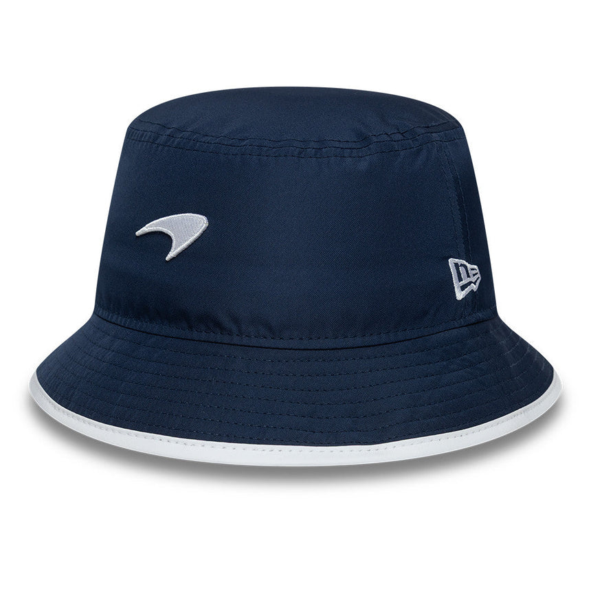 Chapeau bucket McLaren x Reiss, saisonnier, à coupe fuselée, New Era, 9FORTY, bleu