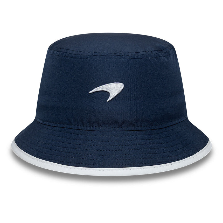 Chapeau bucket McLaren x Reiss, saisonnier, à coupe fuselée, New Era, 9FORTY, bleu