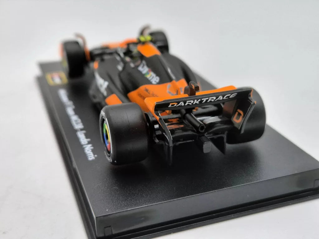 Voiture miniature McLaren, Bburago, Lando Norris, livrée Miami, boîte acrylique, MCL38 🔥