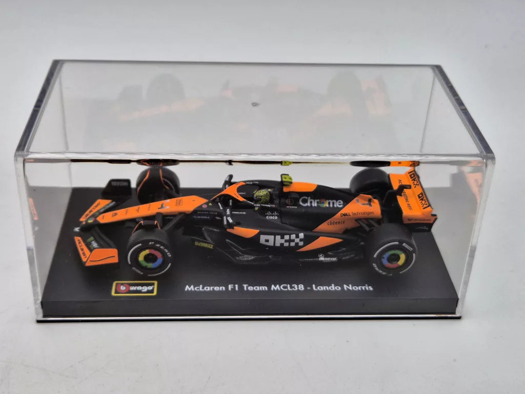 Voiture miniature McLaren, Bburago, Lando Norris, livrée Miami, boîte acrylique, MCL38 🔥