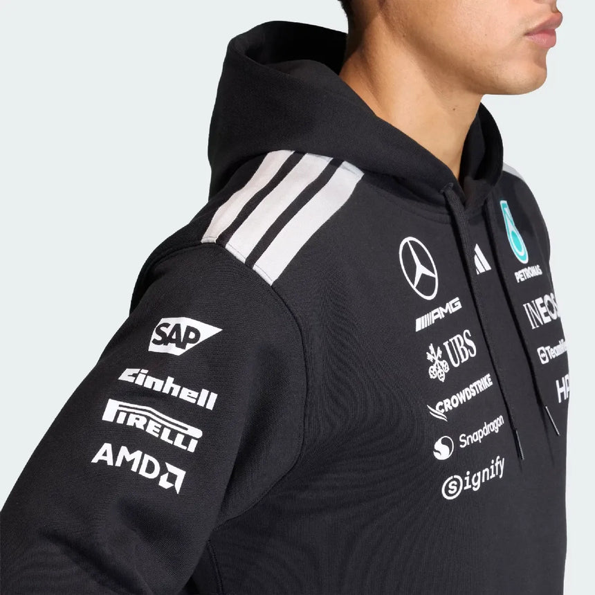 MERCEDES_-_AMG_PETRONAS_FORMULA_1_TEAM_DRIVER_HOOD_Sweatshirt_Black_KF0166_41_detail_hover-web-use.webp