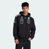 MERCEDES_-_AMG_PETRONAS_FORMULA_1_TEAM_DRIVER_HOOD_Sweatshirt_Black_KF0166_21_model-web-use.webp